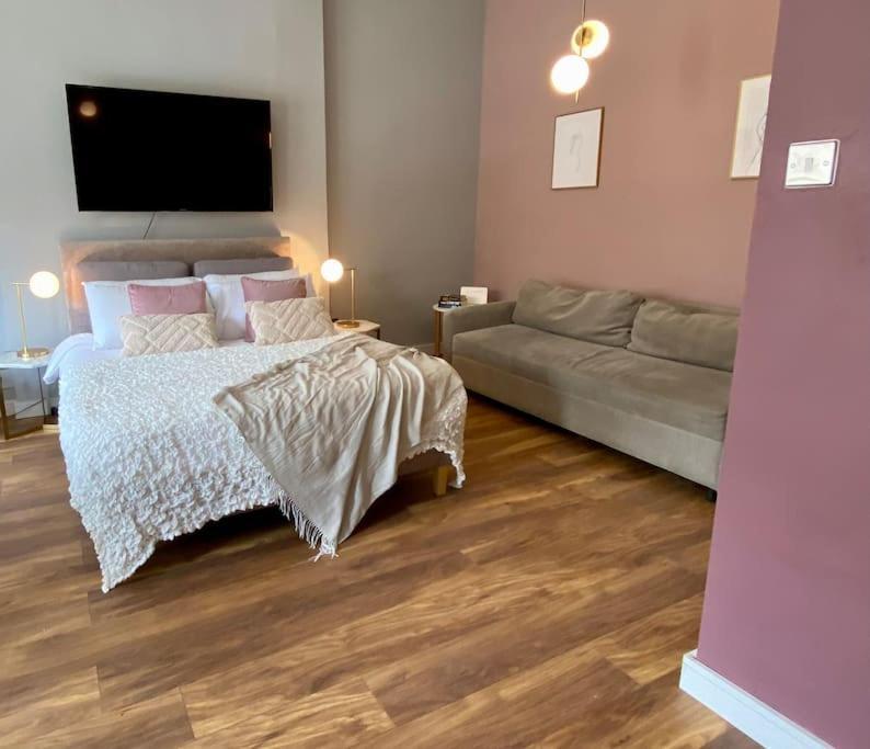 Studio For 3 Near Regents Park N5 London Bagian luar foto