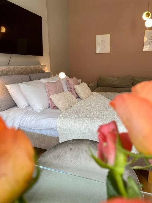 Studio For 3 Near Regents Park N5 London Bagian luar foto