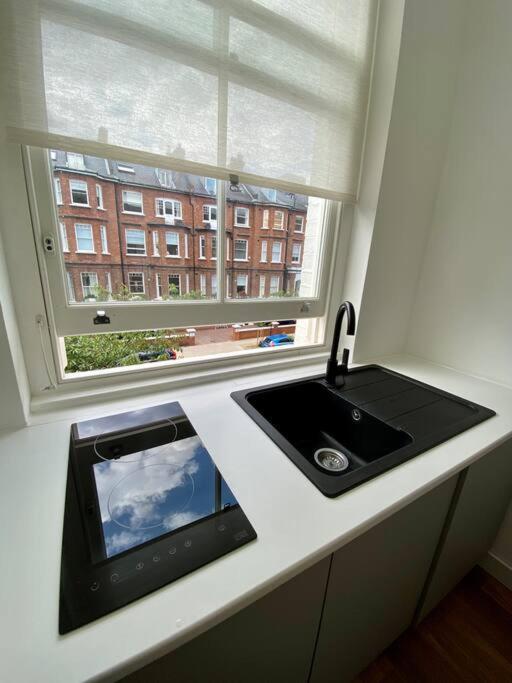 Studio For 3 Near Regents Park N5 London Bagian luar foto