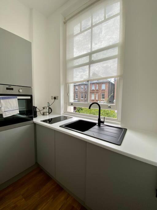 Studio For 3 Near Regents Park N5 London Bagian luar foto